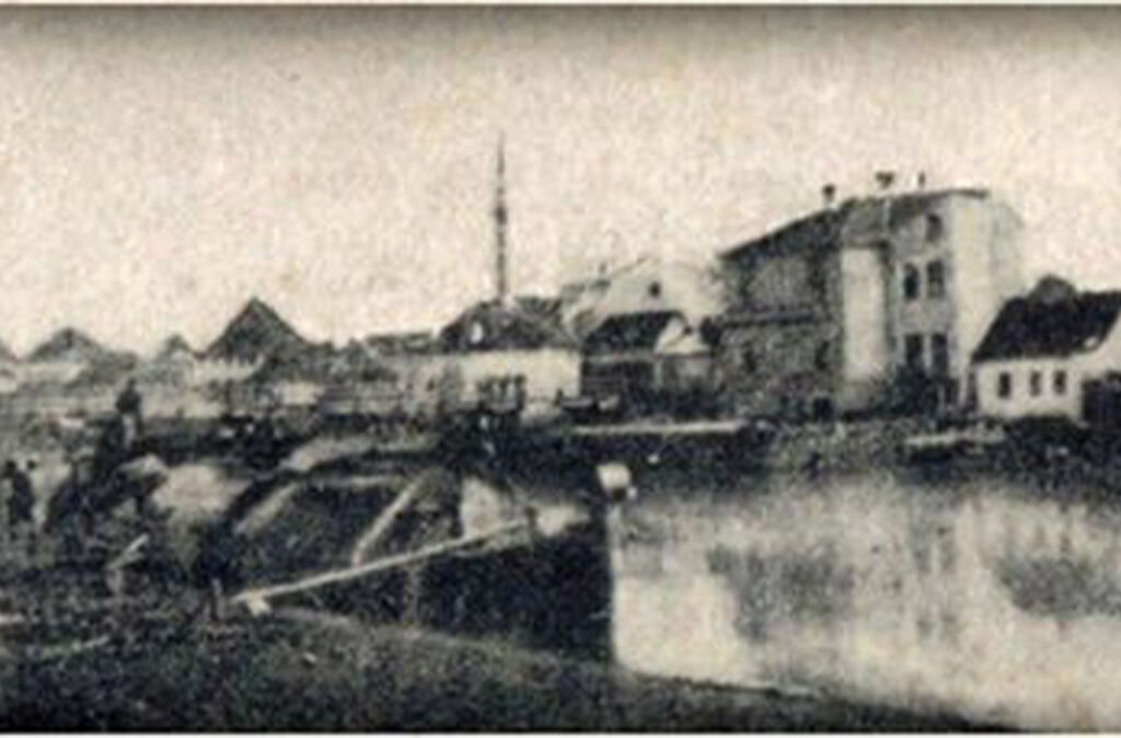 Дереглије, велике лађе на Сани